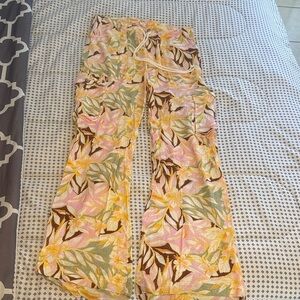 Roxy Floral Multicolor Cargo Pants